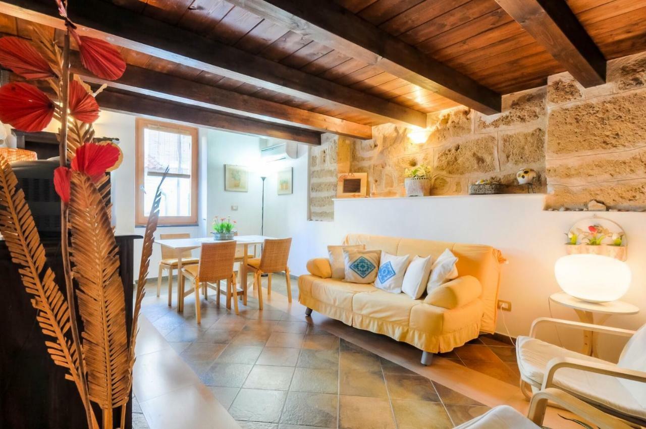 Alghero Old Town Apartment Steps To Sea And Scenic Ramparts Esterno foto